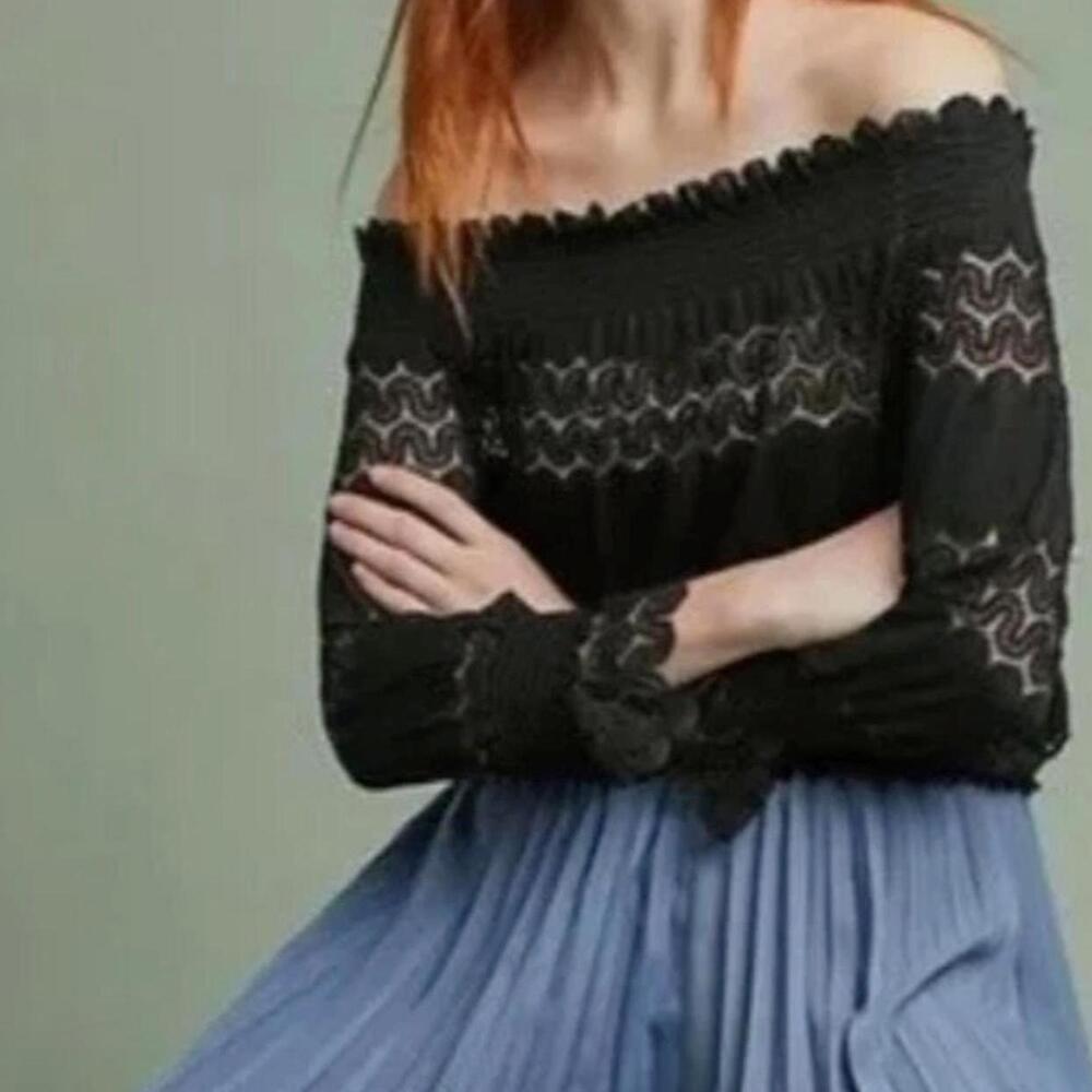 Deletta from Anthropologie Black Riley Off-the-Shoulder Lace Blouse - Size - XS